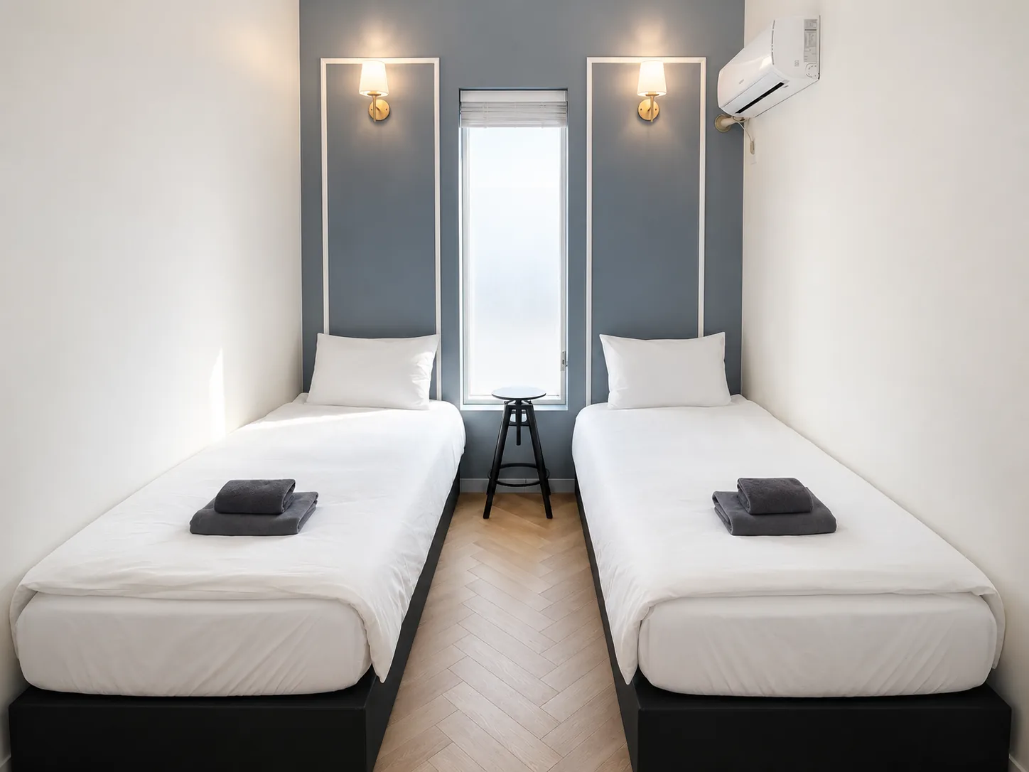 Twin bedroom on the second floor