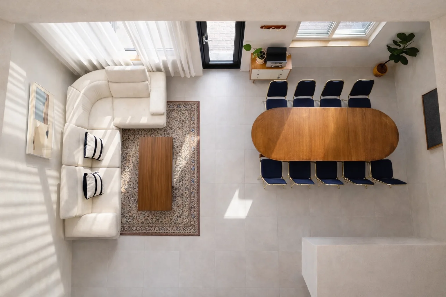 HausMia 2 living and dining seen from above