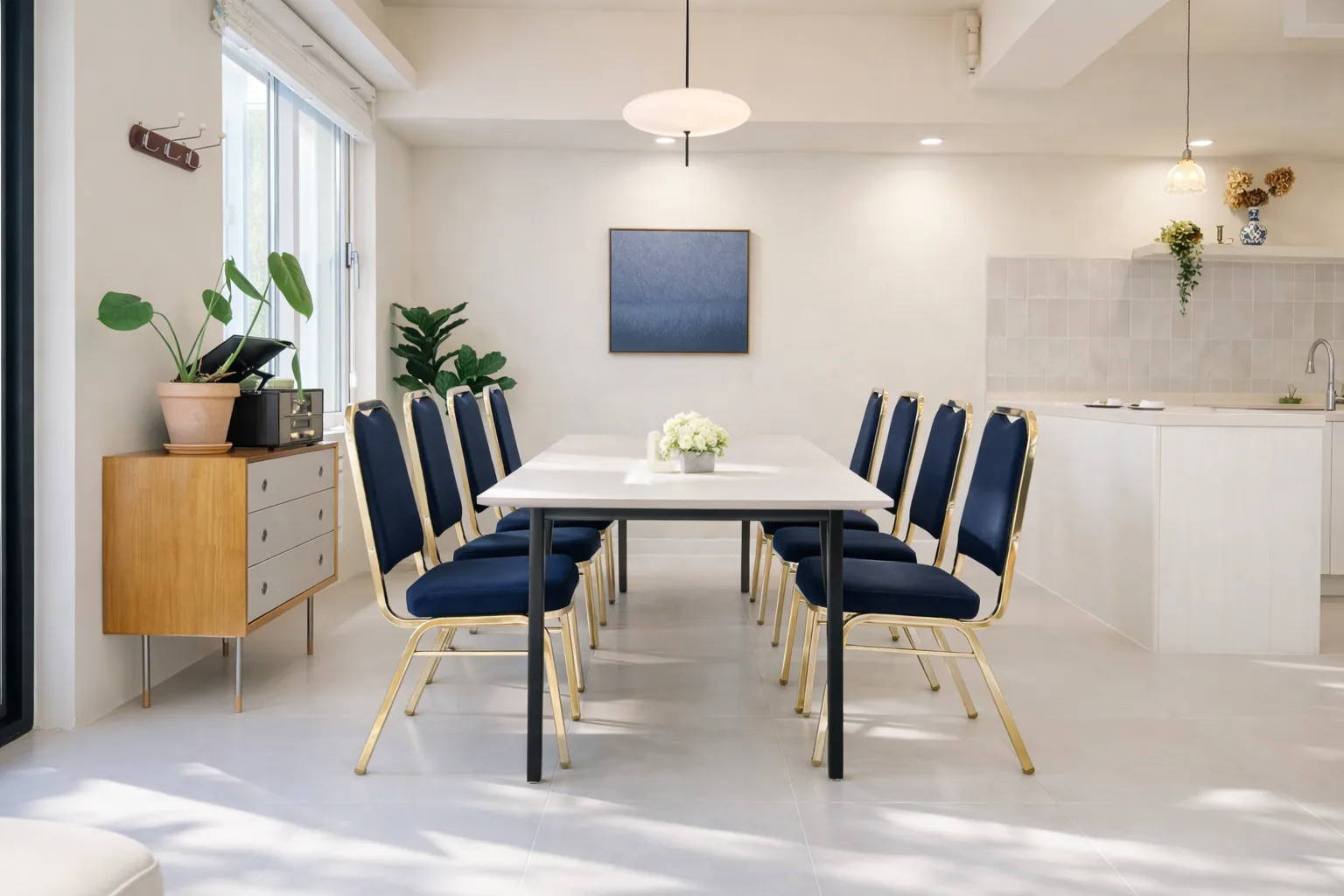 HausMia 2 dining table